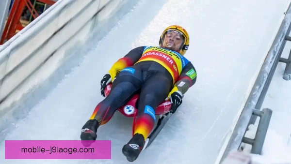 雪橇冲刺时机如何选择，起跑与弯道节奏决定成败